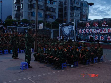 小品《老师,你们辛苦了!》